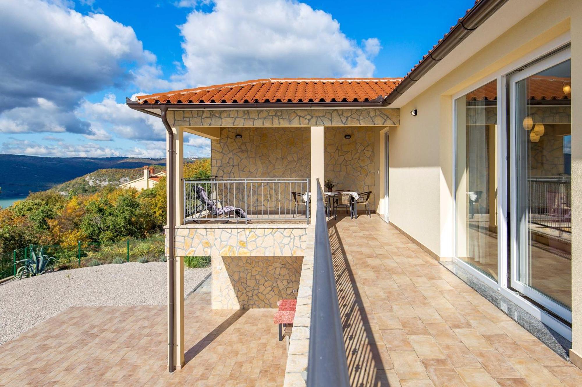 Wonderful Labin Villa With Private Pool And Sea Views Екстер'єр фото